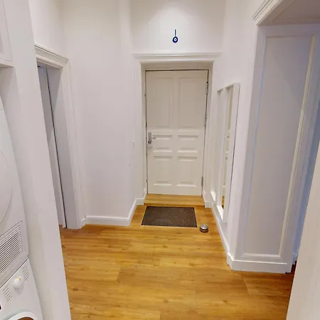 Апартаменты Myhappyplace Two In The Middle Of *