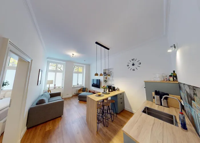 Myhappyplace Two In The Middle Of