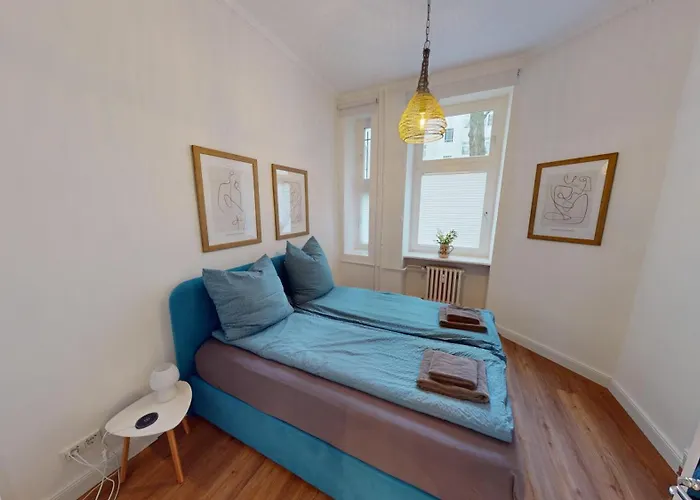 Myhappyplace Two In The Middle Of *