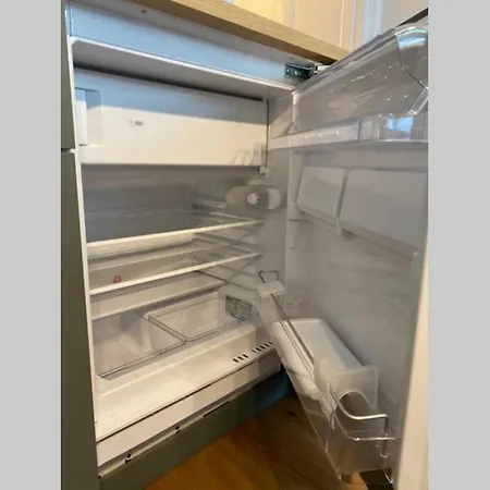 Myhappyplace Two In The Middle Of 베를린